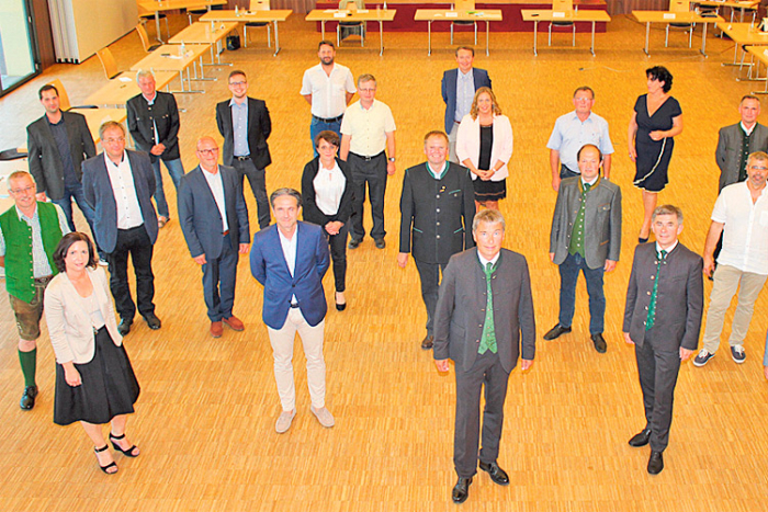 Der neue Gemeinderat der Stadtgemeinde Fehring in Hatzendorf. 