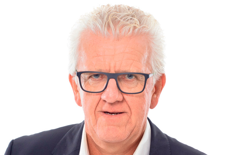 KommR Ing. Gerald Gollenz ist seit 35 Jahren in der Österreichischen Immobilienwirtschaft als Bauträger in leitenden Positionen tätig, seit 2012 als selbstständiger Projektentwickler, seit 2000 Funktionär der WK Steiermark, seit 2005 Obmann der Immobilientreuhänder Steiermark, seit 2022 auch Bundesobmann.