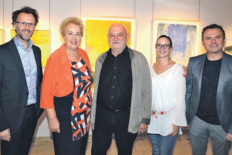 LR Verena Dunst eröffnete mit Prof. Harro Pirch und KUZ-Chef Wolfgang Kuzmits die Ausstellung der „Rabnitztaler Malerwochen“.