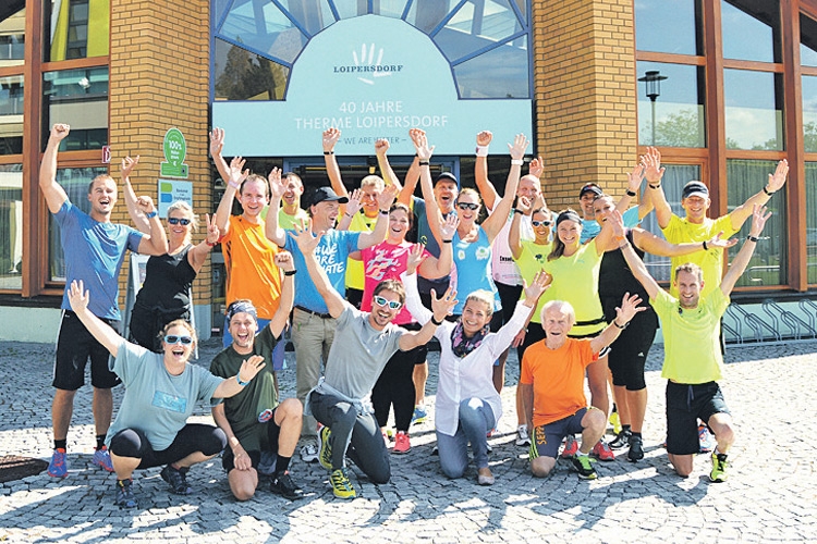 Die begeisterten Teilnehmer des ersten Laufcamps in Loipersdorf.