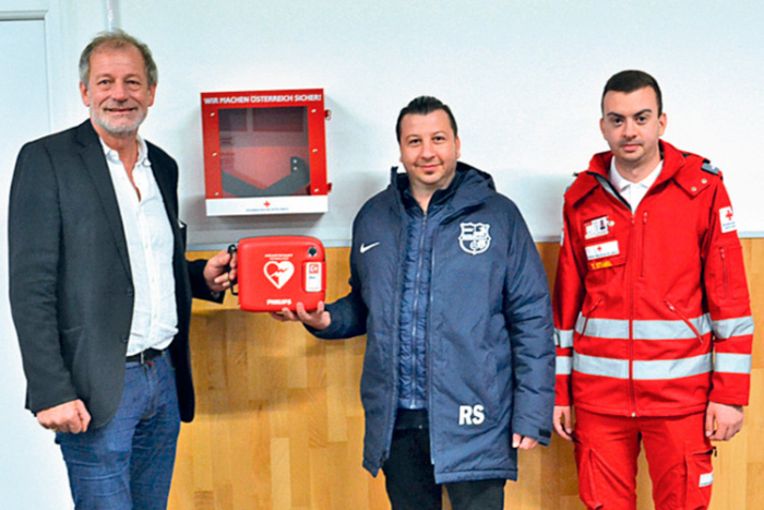 Defibrillator auch im  Gemeindeamt Mettersdorf