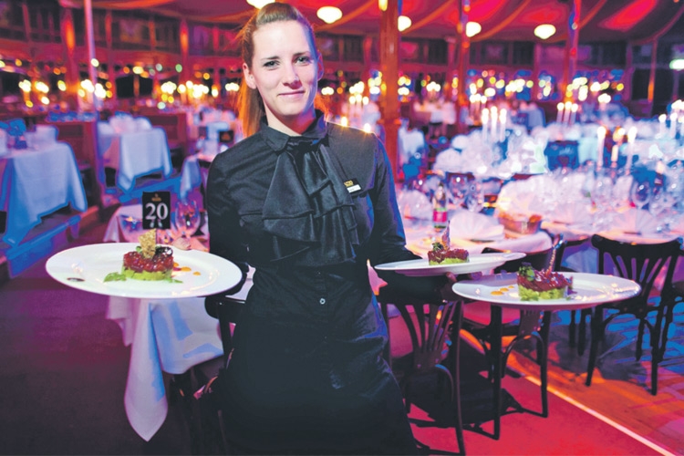 Die Dinner-Show Palazzo kombiniert das Beste aus Kulinarik und Entertainment.