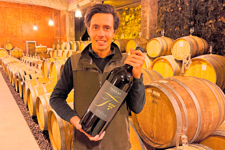 Winzer Armin Tement steht für komplexe Herkunftsweine in kompromissloser Qualität.