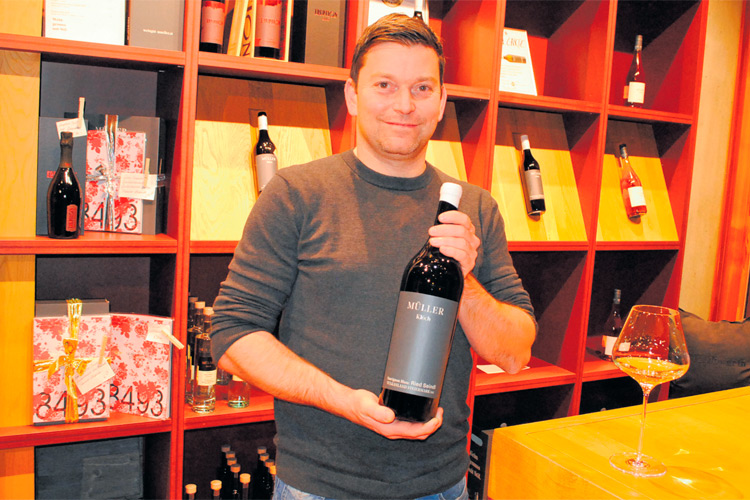 Stefan Müller produziert mit viel Handwerk und Fingerspitzengefühl äußerst langlebige Weine.