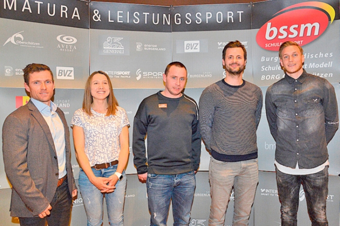 BSSM-Obmann Marc Kerschbaumer (links) mit Petra Stuparits und den Podiumsgästen.