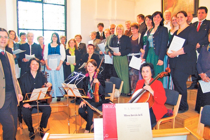 Der Kirchenchor bringt die Orgelsolomesse von Mozart zur Aufführung.