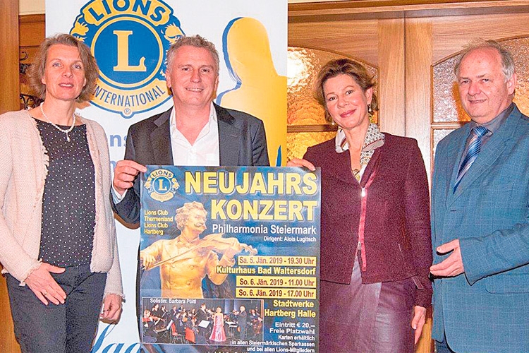 Spitzenvertreter der beiden Lions Clubs mit Dirigent Alois Lugitsch (r.).