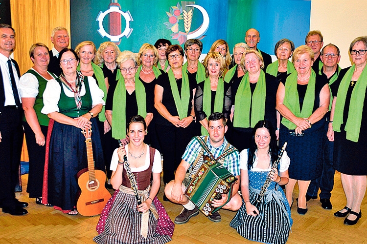 Der Gesangsverein Neudau lud zu einem begeisternden Liederabend.