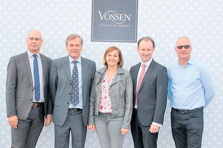 Voll stolz auf Vossen: DI. Werner Blohmann, Aufsichtsrat Dipl.Ing. Friedrich Weninger, Anita Windt, Mag. Paul Mohr und Kurt Pock. 