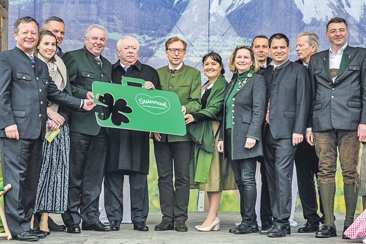 Im Beisein zahlreicher Ehrengäste wurde der Steiermark Frühling in Wien eröffnet und die Vielfalt der „Grünen Mark“ präsentiert.