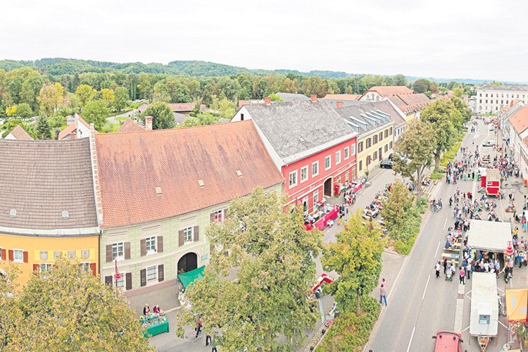 Mureck ist die einwohnerstärkste Gemeinde im ehemaligen Bezirk Radkersburg. Beim Stadtfest am 17. September sollen alle Bürgerinnen und Bürger wieder „zusammenwachsen“. So werden auch alle sechs Feuerwehren verschiedene Einsatzübungen durchführen.