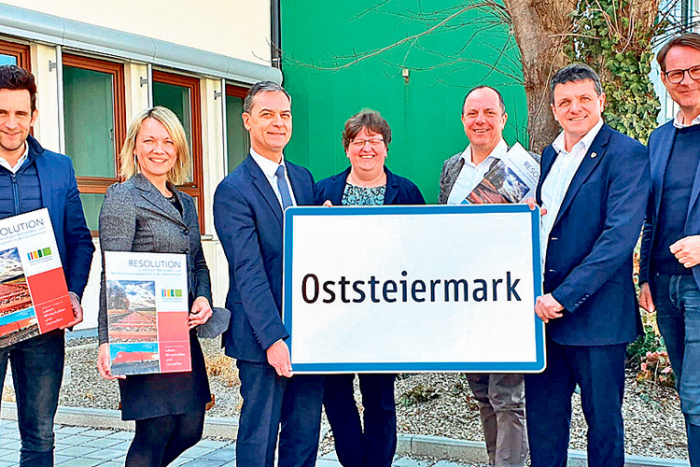 Verantwortliche der Regionalentwicklung Oststeiermark und die Bürgermeister von Gleisdorf, Fürstenfeld und Hartberg. 