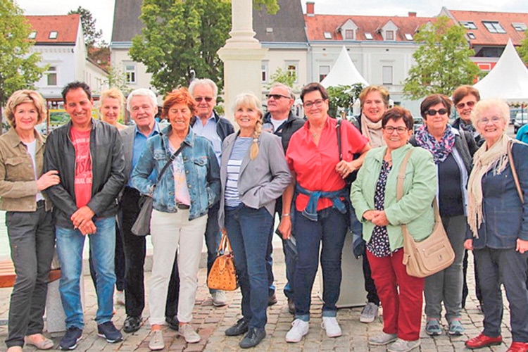 Pensionistenverband Leitersdorf besuchte Pfeilburg in Fürstenfeld