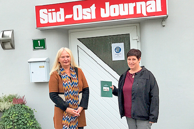 (v.l.:) SOJ-GF Ulrike Krois mit der Gewinnerin Isabella Horvath. 