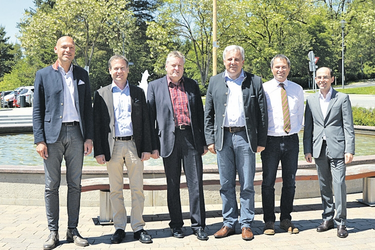 v.l.: Wolfgang Wieser (GF Therme Loipersdorf), Günter Leitner, Bgm. Herbert Spirk &amp; Werner Gutzwar, Hannes Wagner und Dr. Klaus Rabel