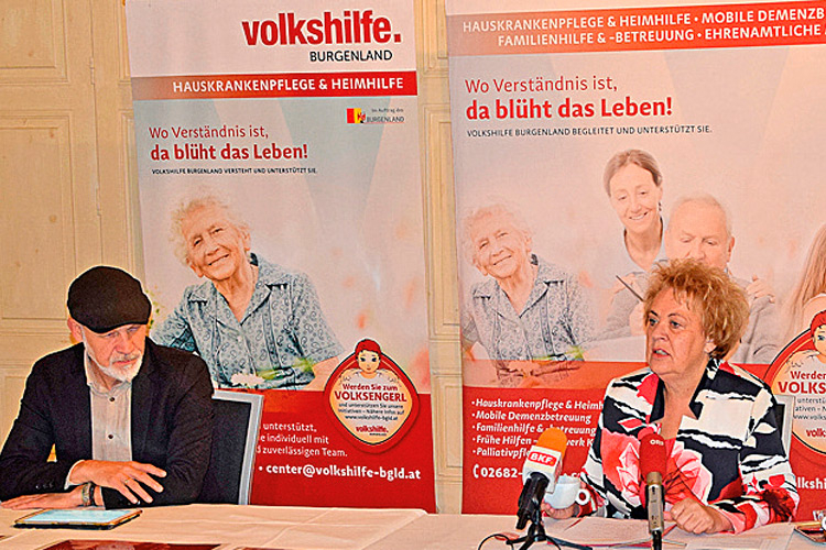 Volkshilfe-Direktor Mag. Erich Fenninger und Volkshilfe Burgenland Präsidentin Verena Dunst beim Pressegespräch. 