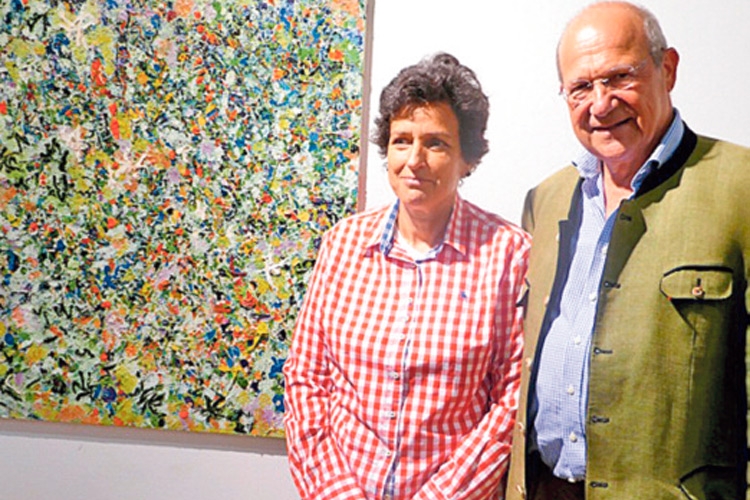 Die Künstlerin Beatriz Bardeau mit Konsul Mag. A. Bardeau. 