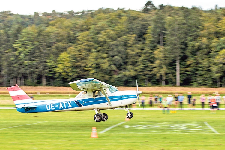 Beste Flugstimmung in Weiz beim Bewerbswochenende der Motor-Präzisionsflug-Meisterschaft.